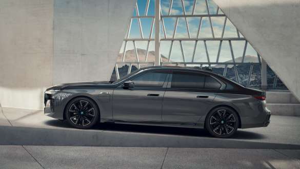 Asystent parkowania Professional.